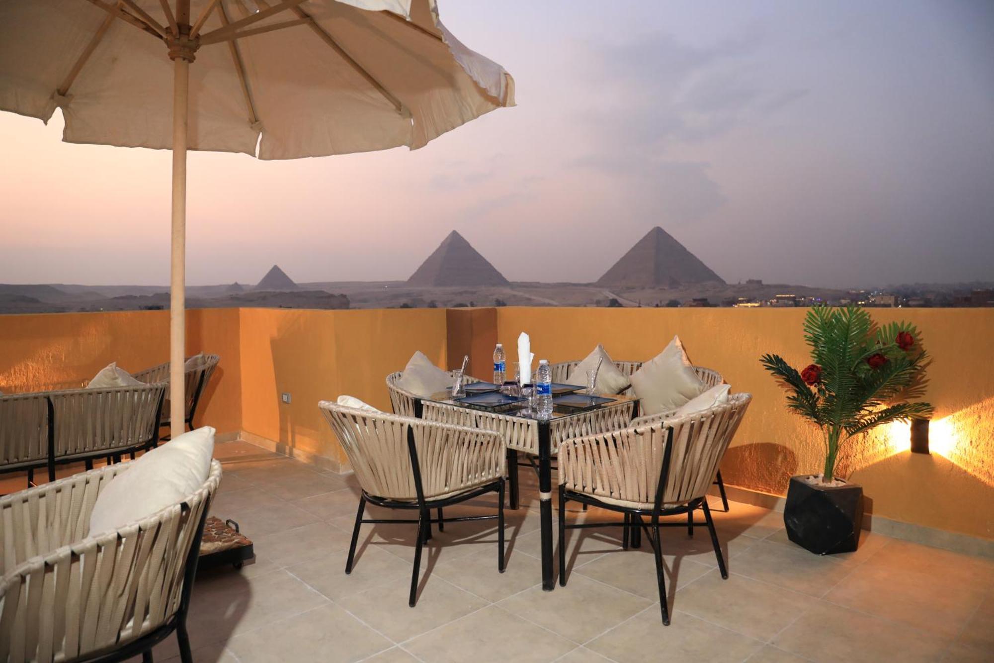 Pyramids Heart Hotel Kafret el-Gabal Exterior foto